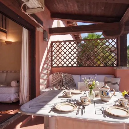 Апартаменти Smeralda Living Porto Rotondo Ольбія
